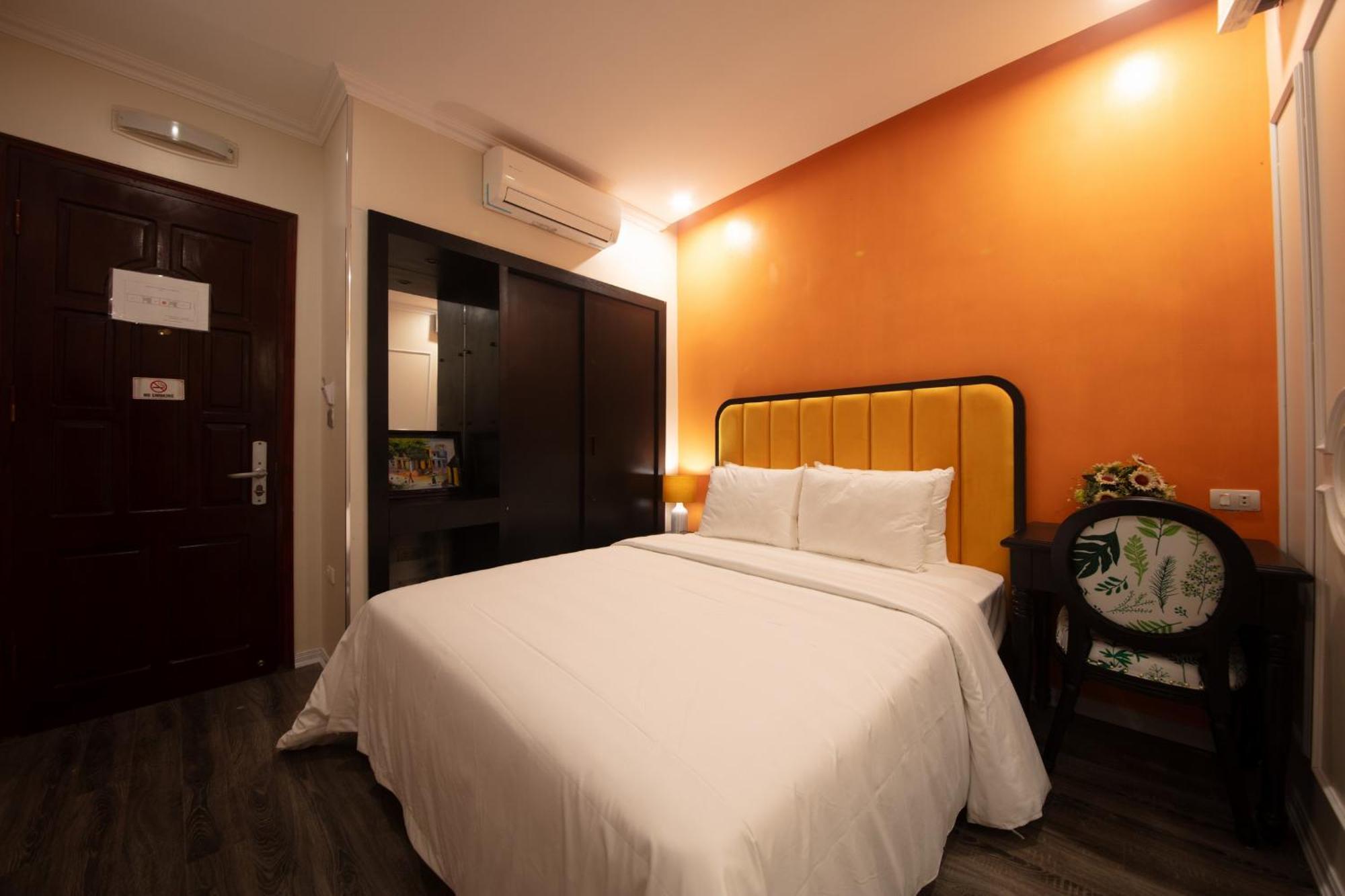 Omina Hanoi Hotel & Travel Екстериор снимка