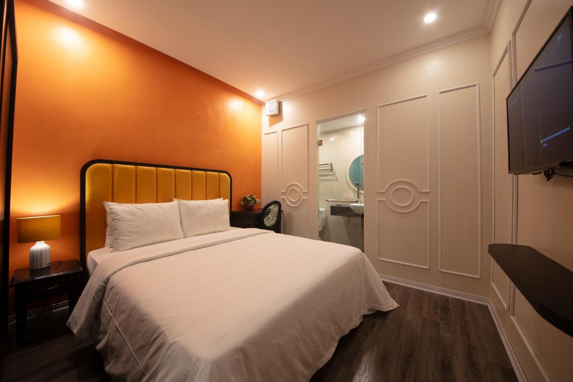 Omina Hanoi Hotel & Travel Екстериор снимка