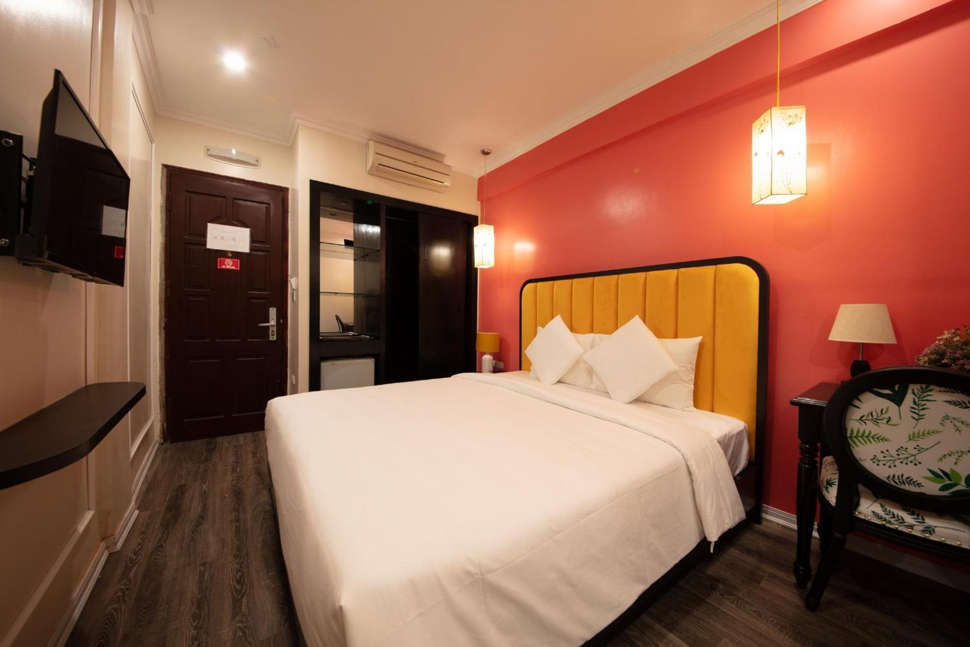 Omina Hanoi Hotel & Travel Екстериор снимка