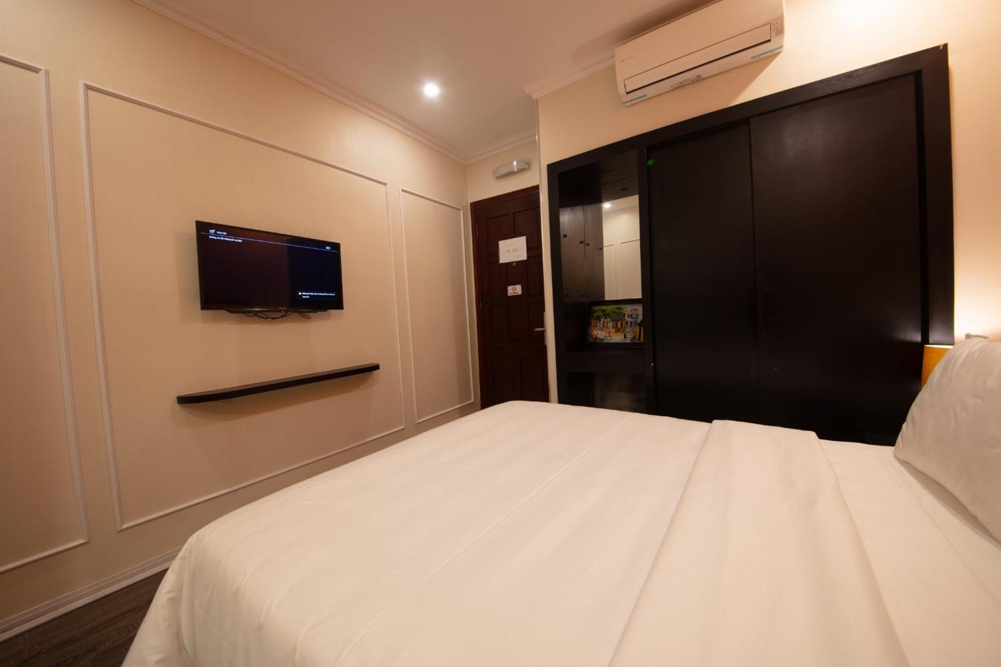 Omina Hanoi Hotel & Travel Екстериор снимка