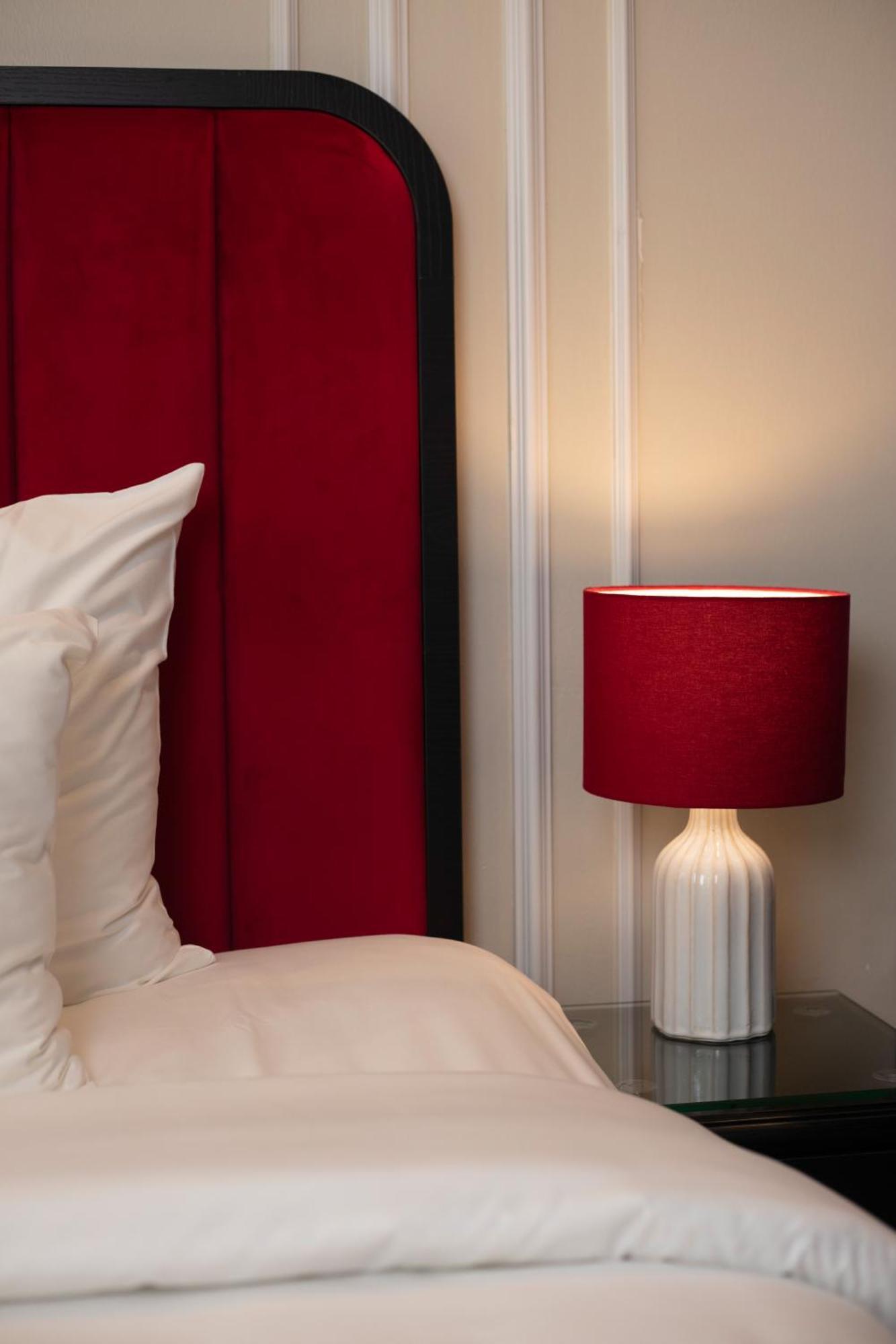 Omina Hanoi Hotel & Travel Екстериор снимка