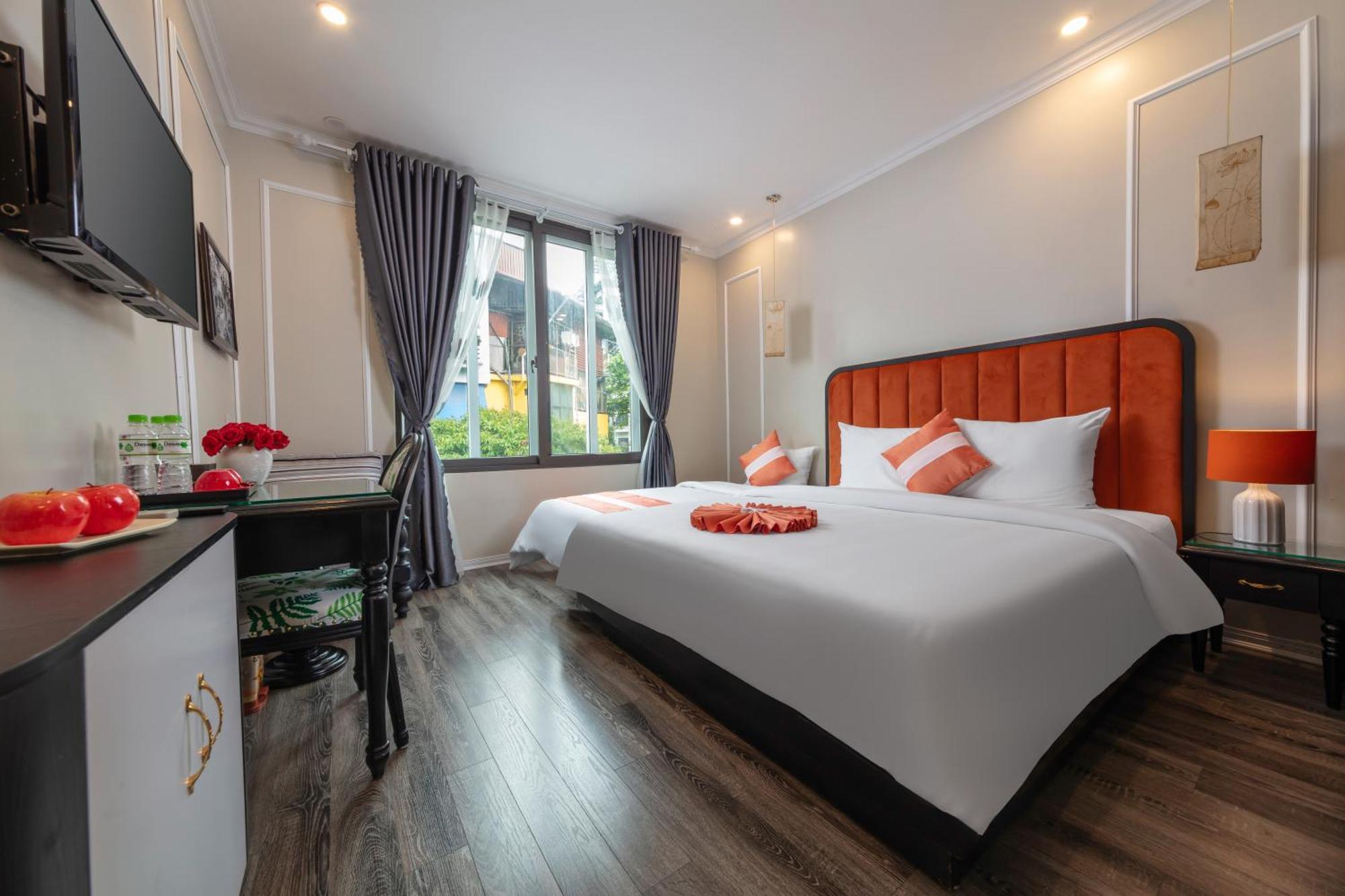 Omina Hanoi Hotel & Travel Екстериор снимка
