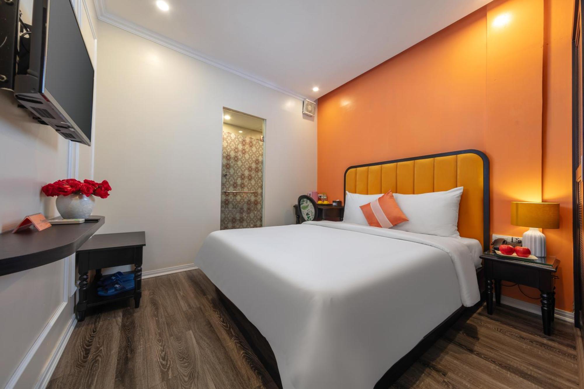 Omina Hanoi Hotel & Travel Екстериор снимка